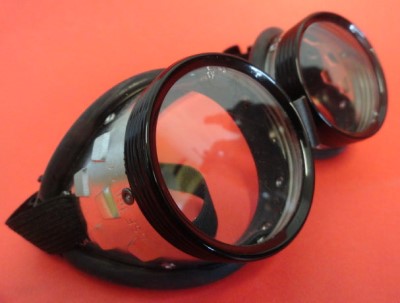 Viantage Aluminum Cyber Goggles with Black Lense Holders